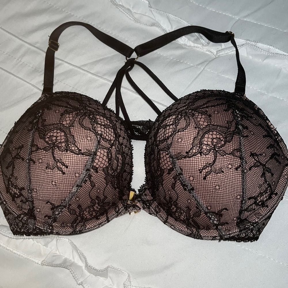 Victoria’s Secret Bombshell Push-up Bra